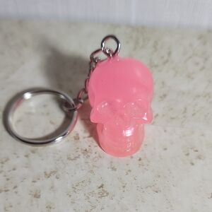 Skull Keychain ( pink )